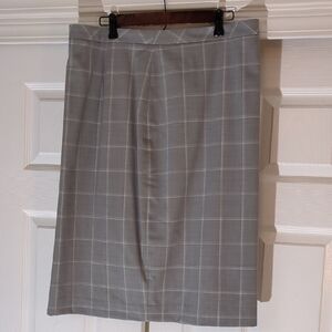 Banana Republic Gray Plaid Women's Skirt